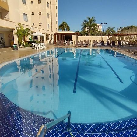 Prive Das Thermas II Caldas Novas - Achei Ferias - Com Roupa De Cama Екстер'єр фото
